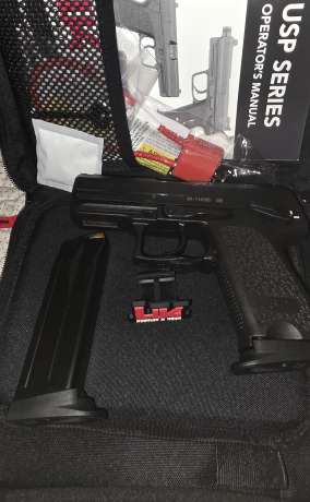 H&amp;K USP COMPACT V1 40, Venta de Armas de fuego en PR