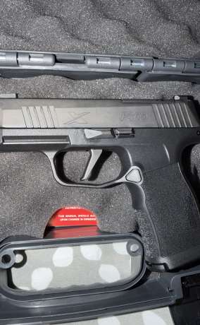 La  P365x  *** Nueva en su Plástico sin uso*** , Venta de Armas de fuego en PR