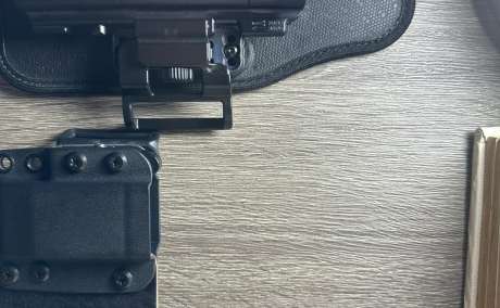 Alien Gear ShapeShift OWB + Double Mag Carrier (Glock 17 / RH) - $70, Venta de Armas de fuego en PR