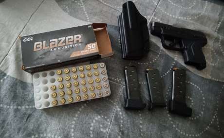 SE VENDE RUGER.380 LA VENDO XQ NO LA USO, Venta de Armas de fuego en PR