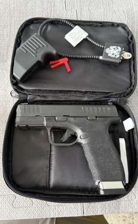 Hellcat Pro , Venta de Armas de fuego en PR