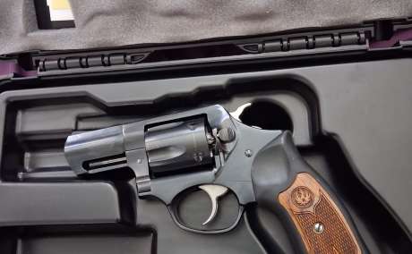 RUGER 101, Armas de fuego en PR
