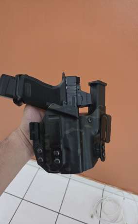 Vaqueta para glock 19/17 con tlr7, Venta de Armas de fuego en PR
