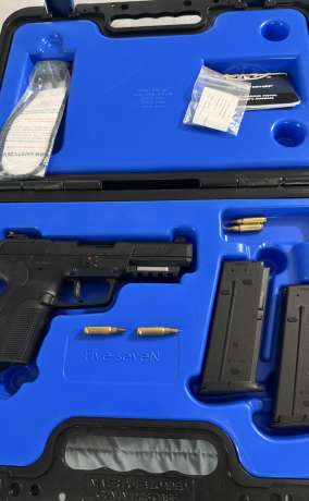Pistola FN 5.7 , Venta de Armas de fuego en PR