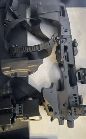 Roni MCK Gen 2 Se va 200$ Holters 40$  Funda de cargador 40$   Lo usaba para una 19x 5 gen Área sur, Venta de Armas de fuego en PR
