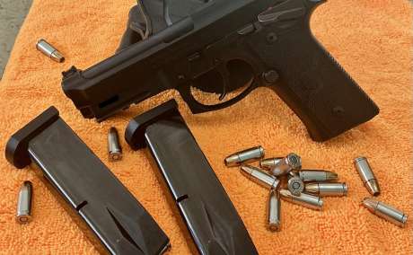 BERETTA 92GTS CENTURION 9mm + Holster (Solo Venta), Venta de Armas de fuego en PR
