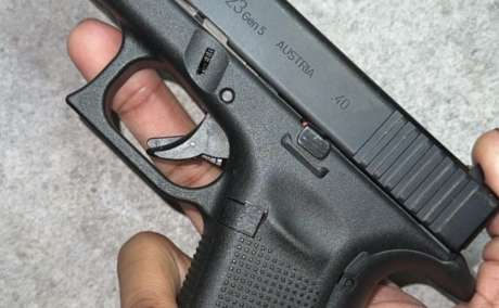Glock 23 5g cambio por Glock 17,22,21,20,32,33,27,19x,45,30s, Venta de Armas de fuego en PR