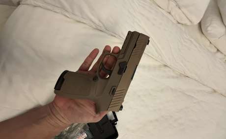 Sig Sauer .40 FDE, Venta de Armas de fuego en PR