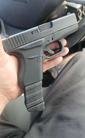 43 ORIGINAL 9MM EXELENTES CONDICIONES, Venta de Armas de fuego en PR